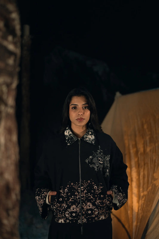 Black Jacket - The Gravity Piece